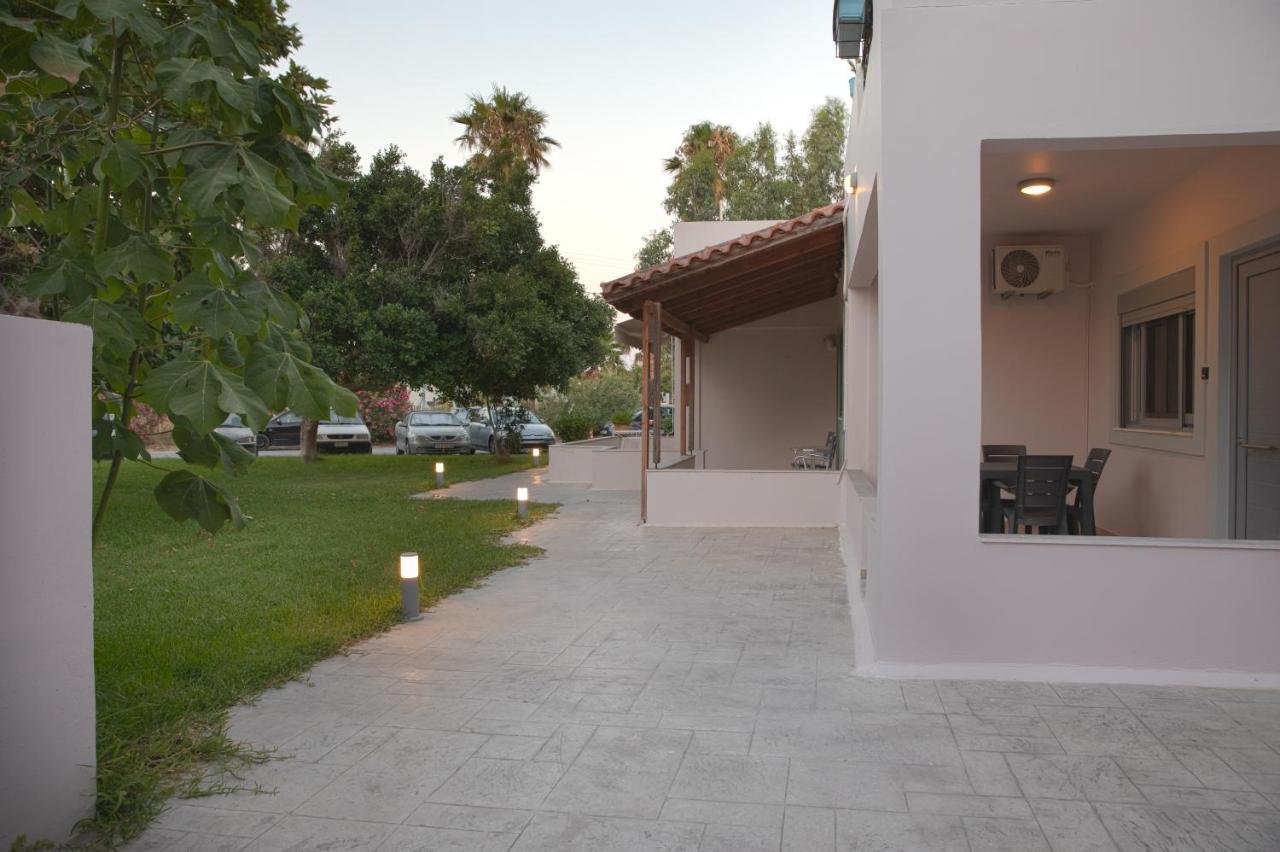 Philippos & Alexandros Apartments Tigkaki  Luaran gambar