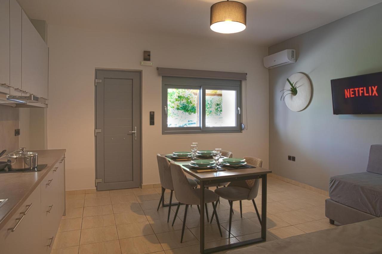 Philippos & Alexandros Apartments Tigkaki  Luaran gambar